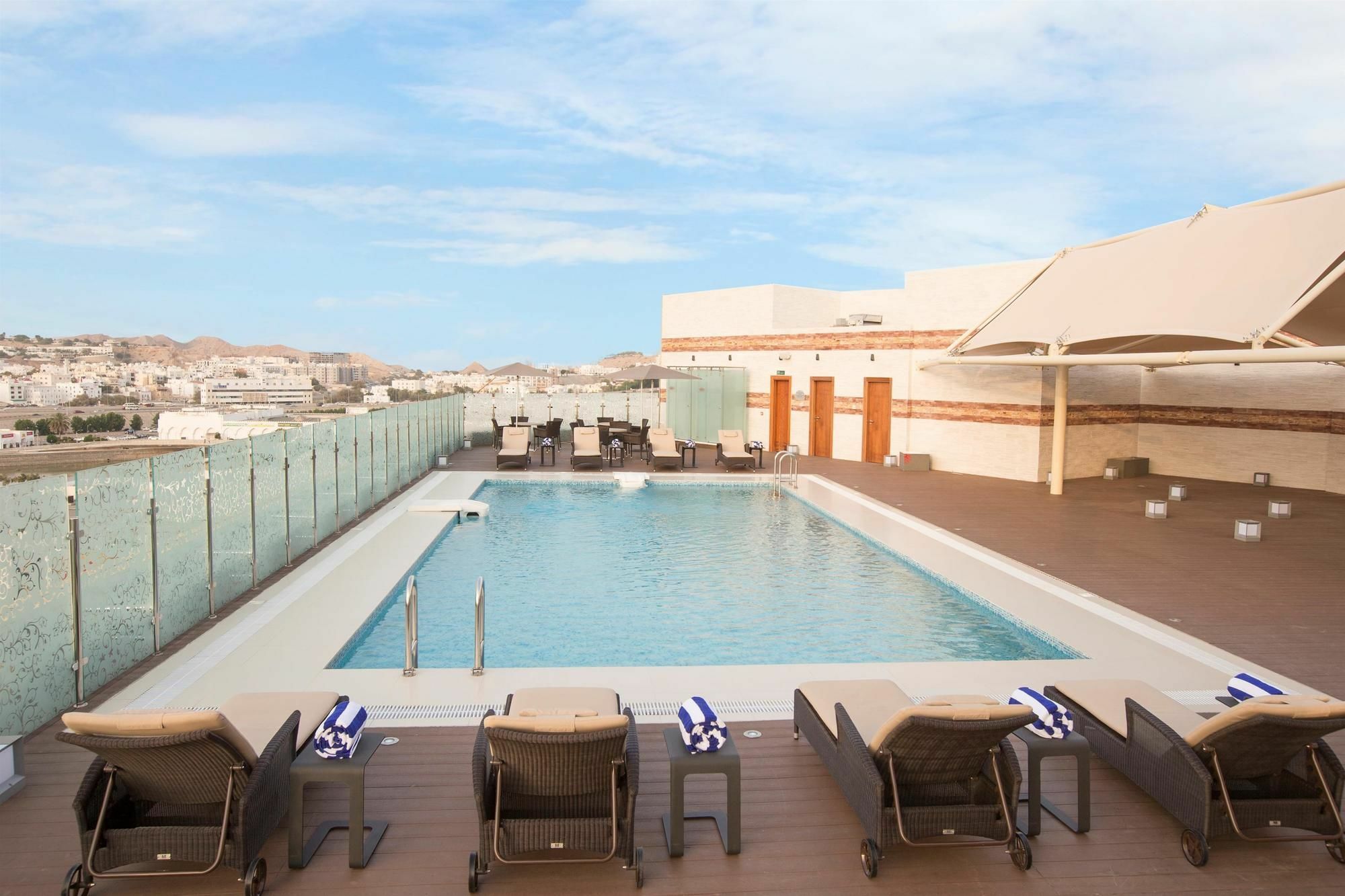 Coral Muscat Hotel And Apartments Eksteriør bilde